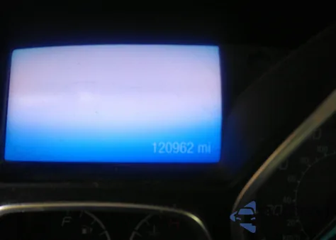 2013 Ford Focus Titanium z USA, uszkodzony, nr VIN 1FADP3J26DL255003